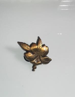 Gold Flower Pin
